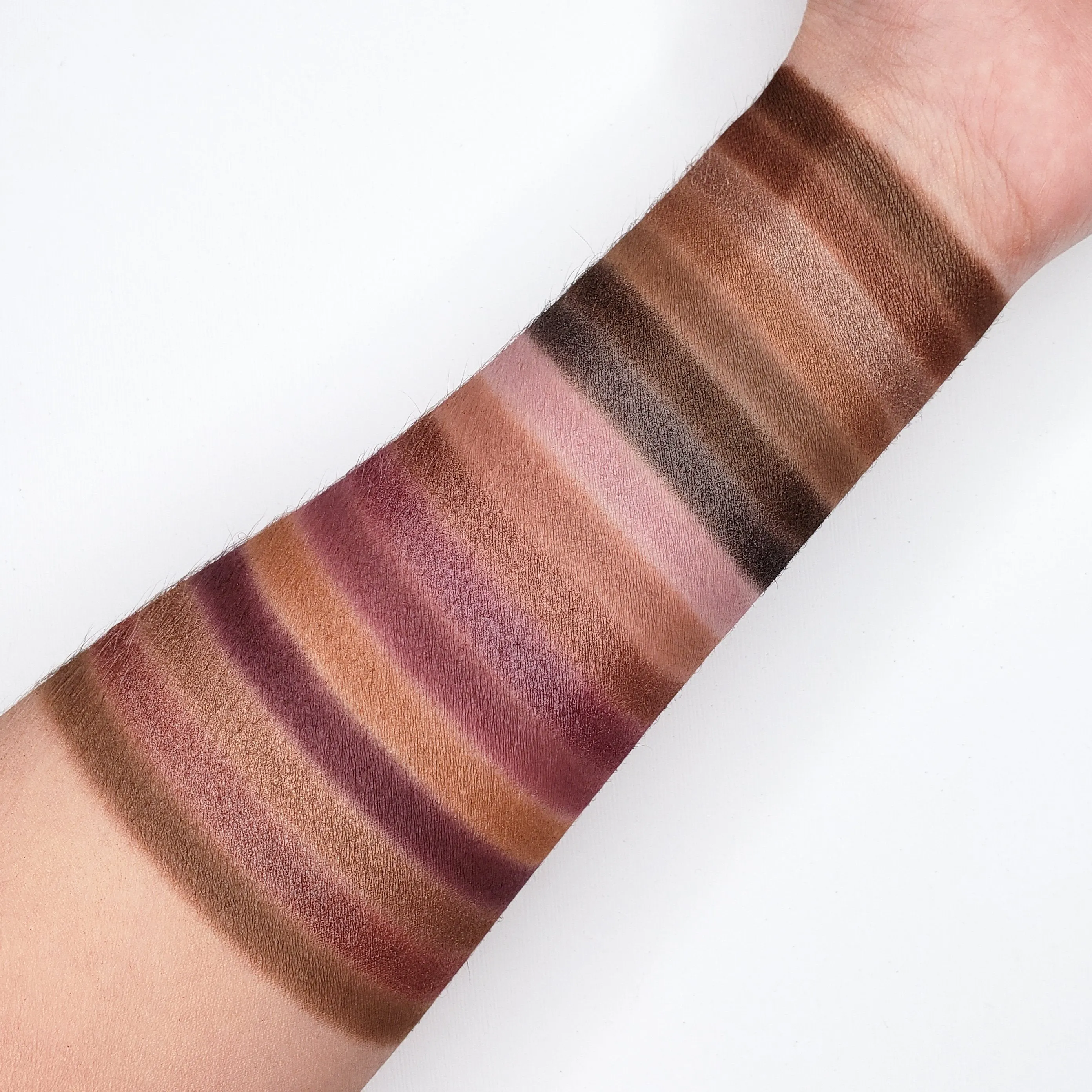 35 Color Java Eyeshadow Collection 35J
