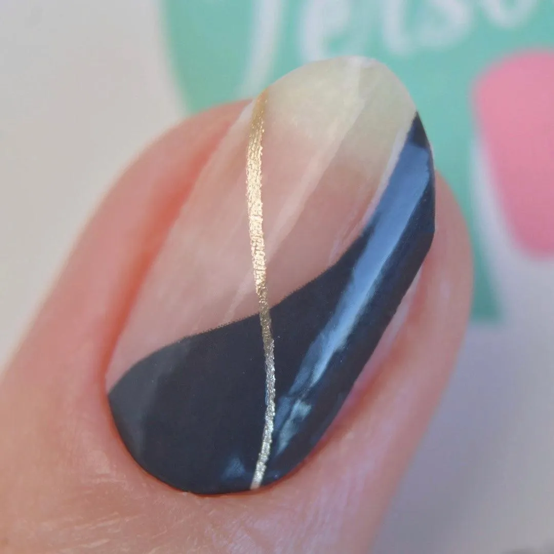 Brandy | Transparent Swirl Nail Polish Wrap
