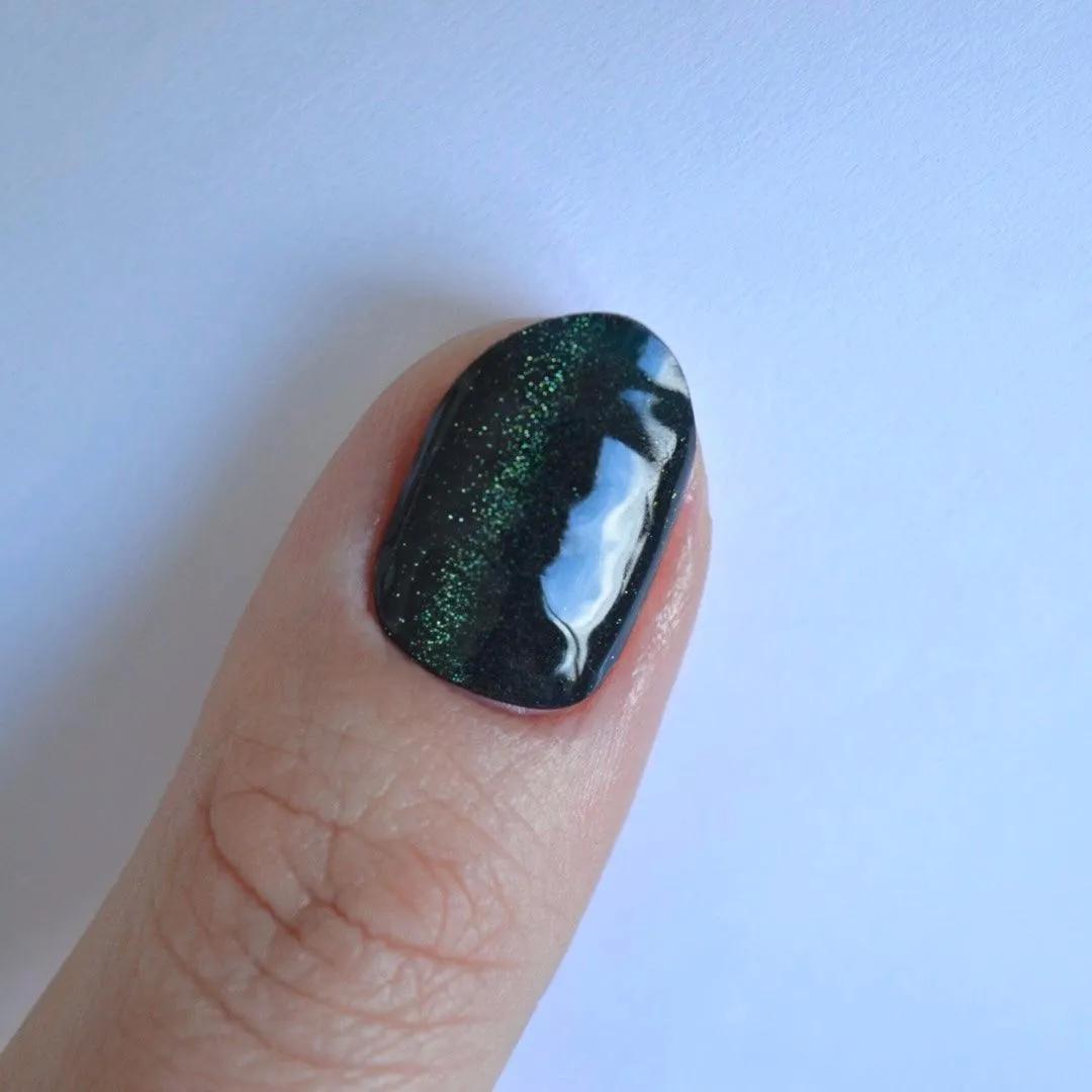 Cat Eye (Green) | Super Jellies DIY Hard Semi Cured Gel Nail Wraps
