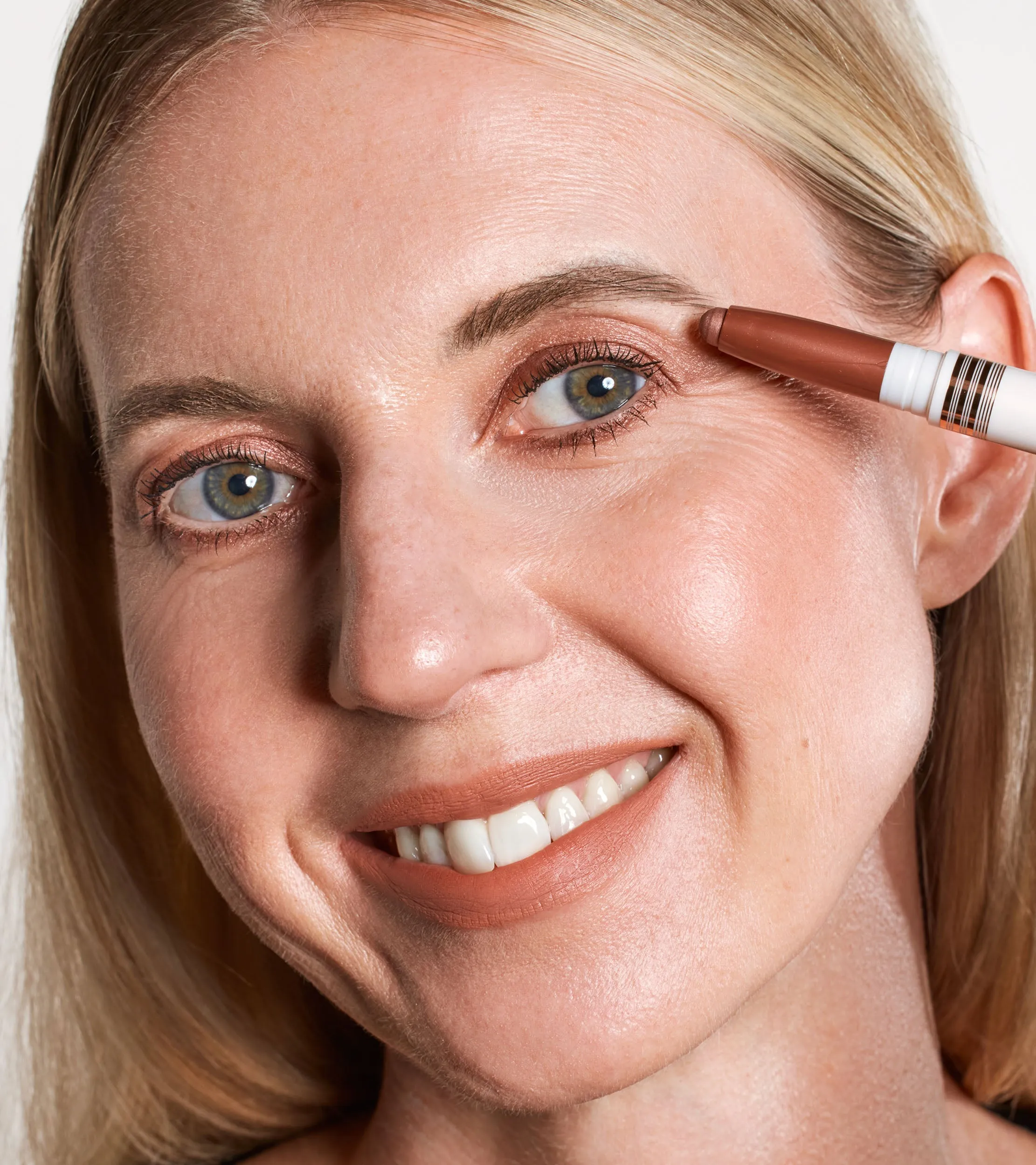 Eye Swipe Longwear 2-in-1 Shadow Liner (Dreamy Rose)