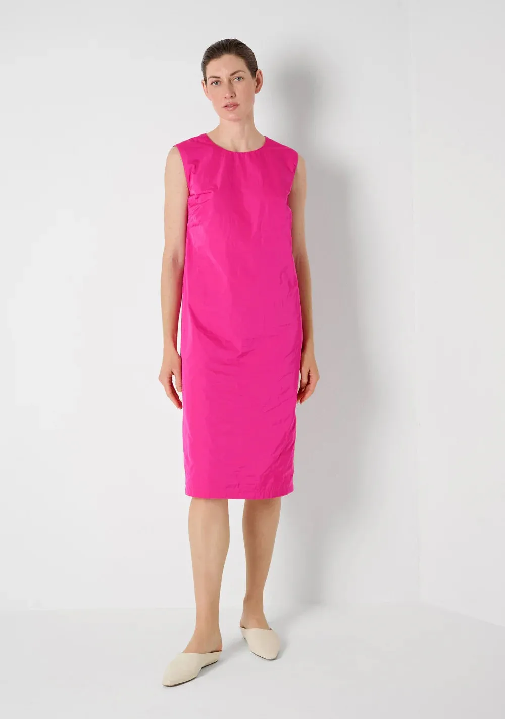 Sleeveless Boat Neck Dress