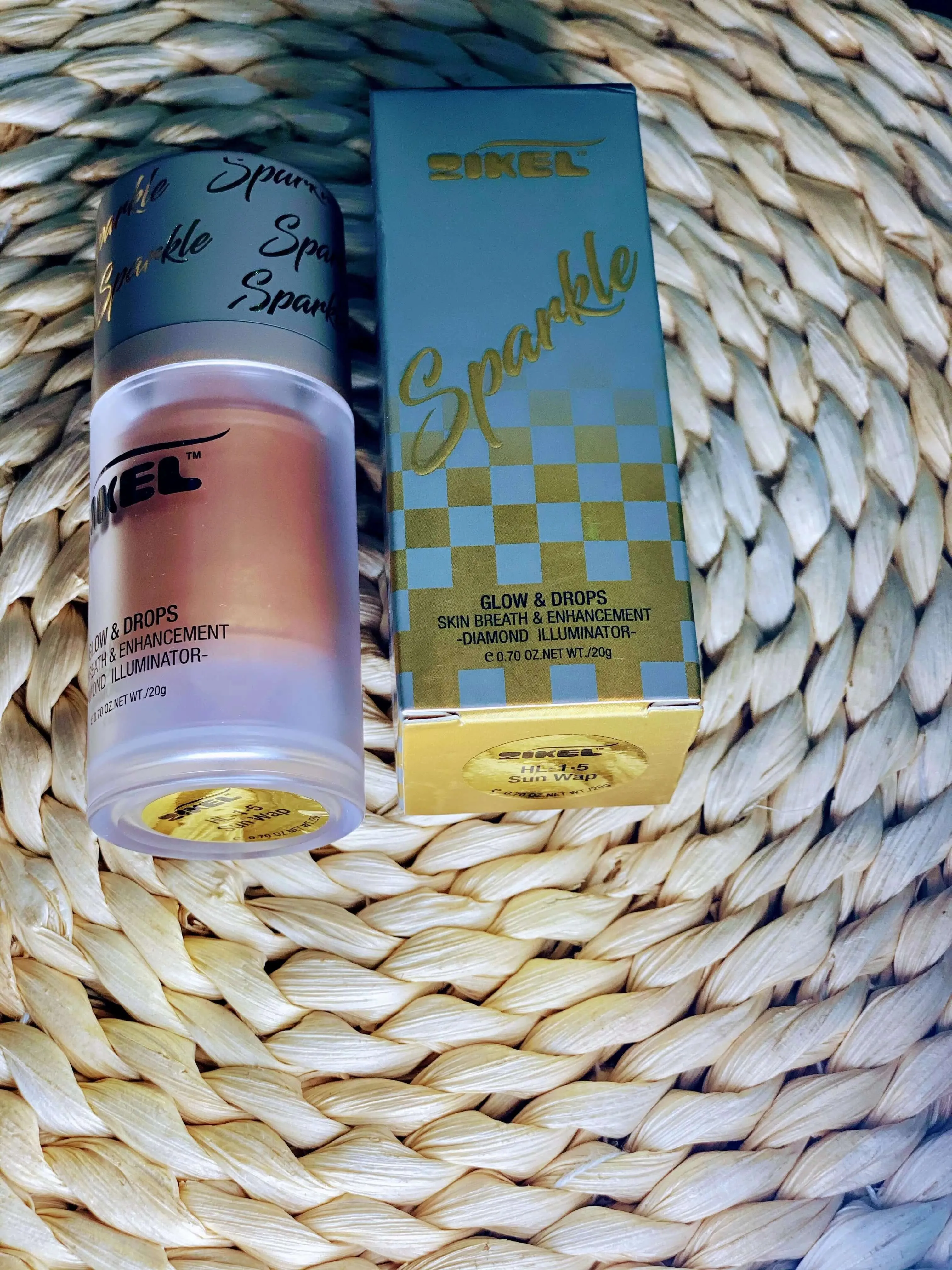 Zikel Glow and Drops highlighter